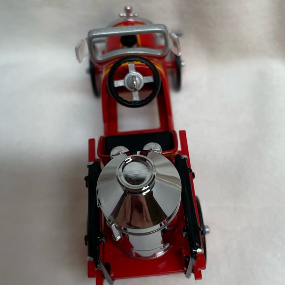 Fire Engine Hallmark Ornament - Picture 4 of 11